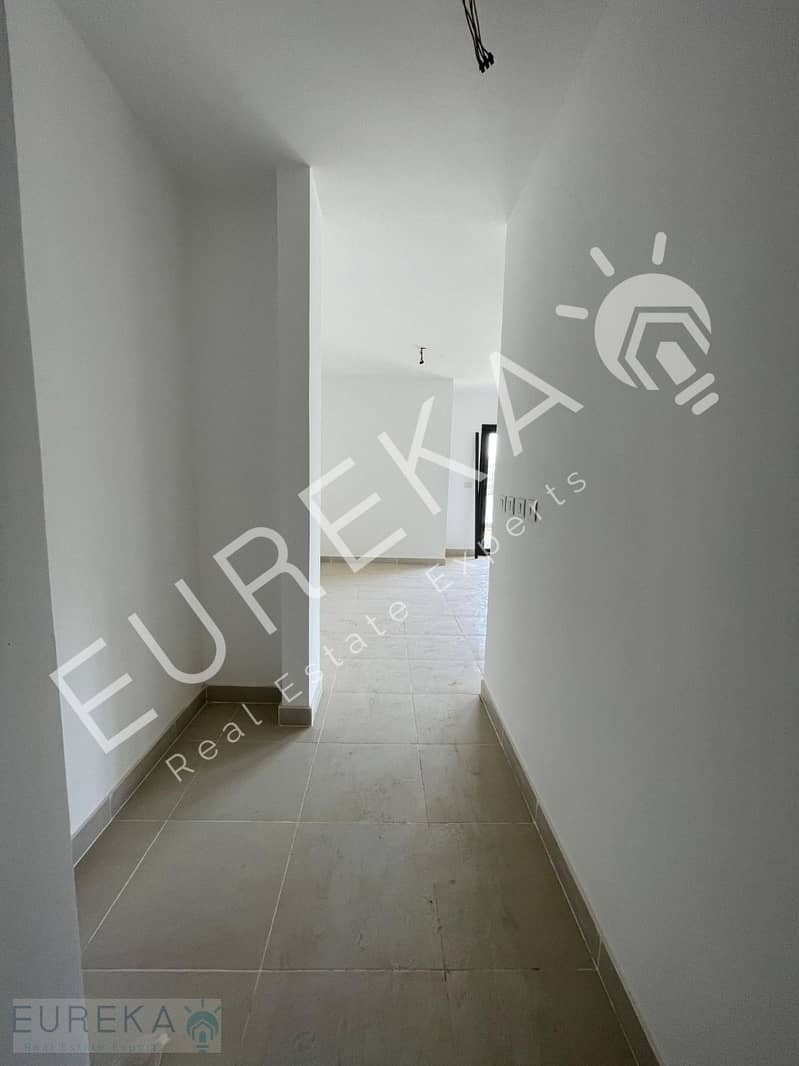 4 PHOTO-2025-09-03-13-09-58 (2). jpg