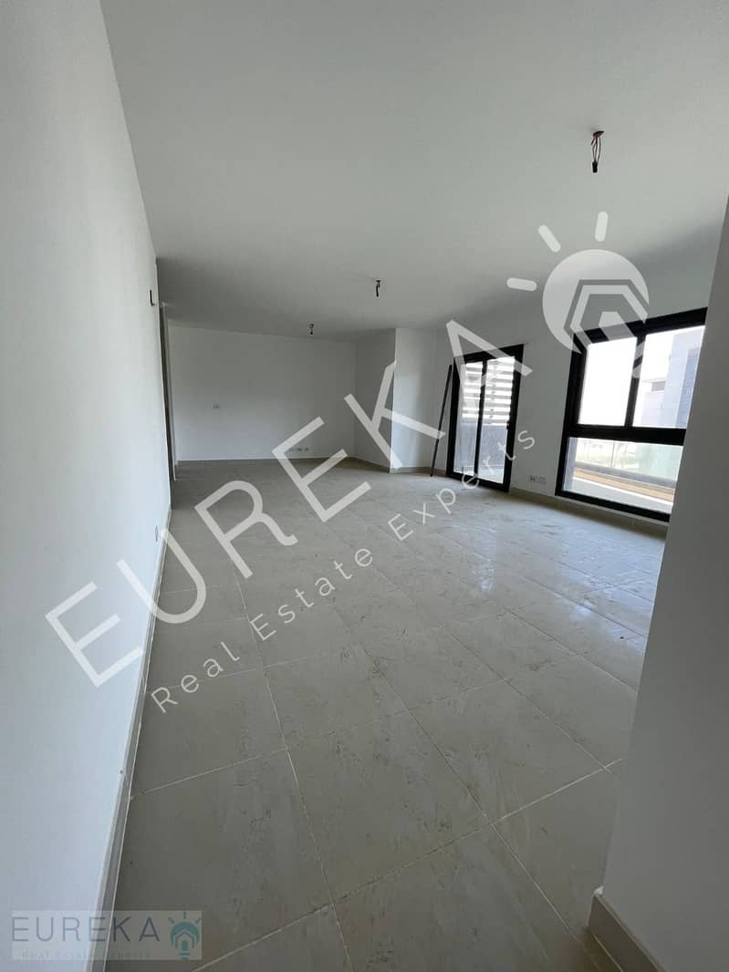 5 PHOTO-2025-09-03-13-09-58 (4). jpg