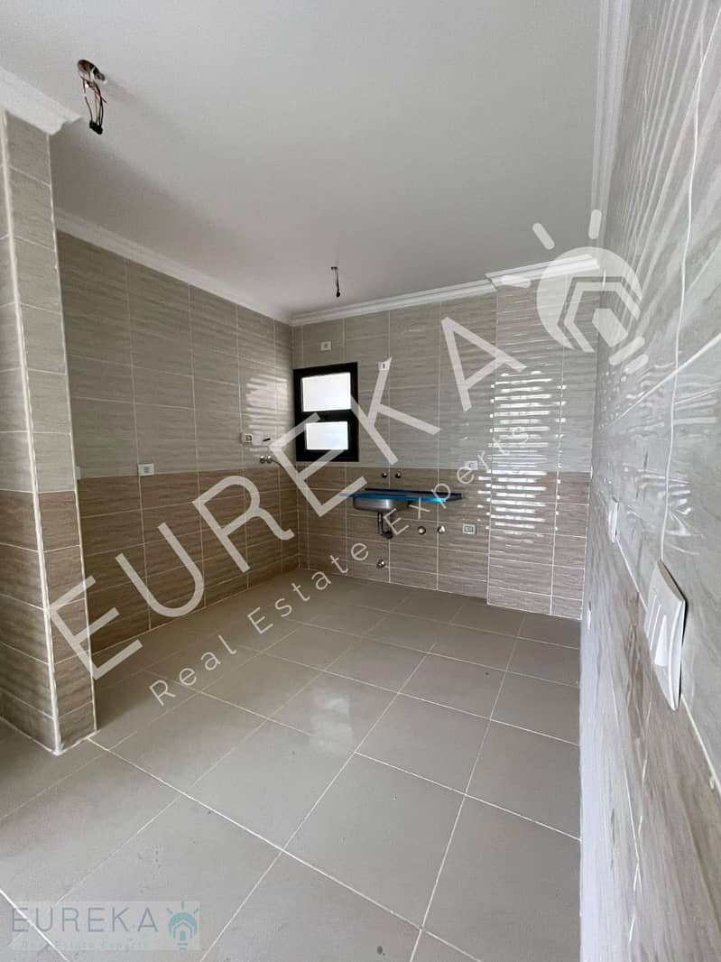 17 PHOTO-2025-09-03-13-09-59 (15). jpg