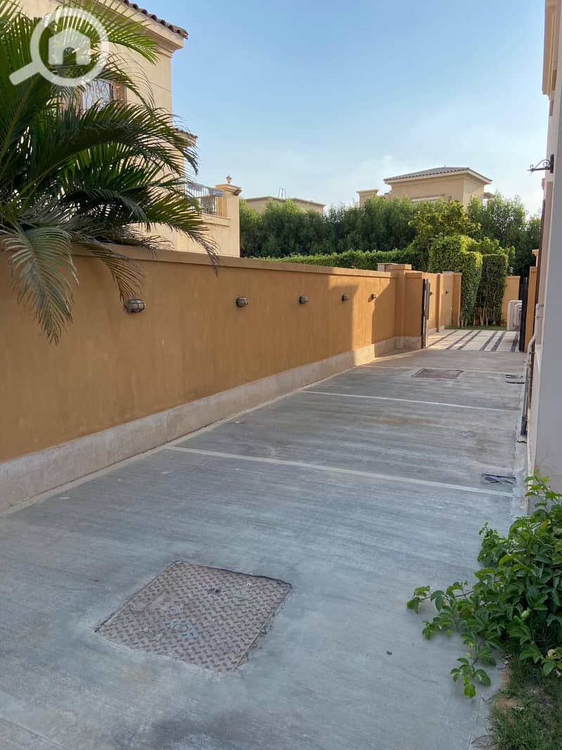 14 b0a267c9-8b72-4912-9708-945eac133b8c. jpg