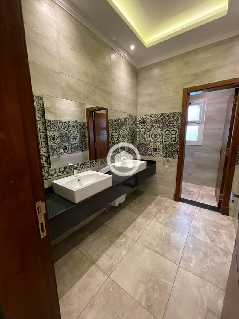 17 c78cdeac-57b1-4fd9-ad93-76036a025dfb. jpg