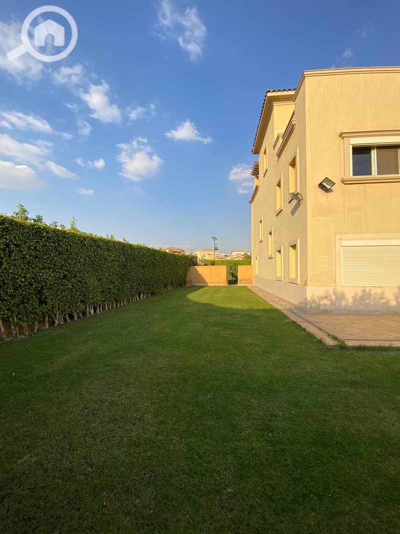 24 f1f79314-97a1-4d88-87b9-9528d711e886. jpg