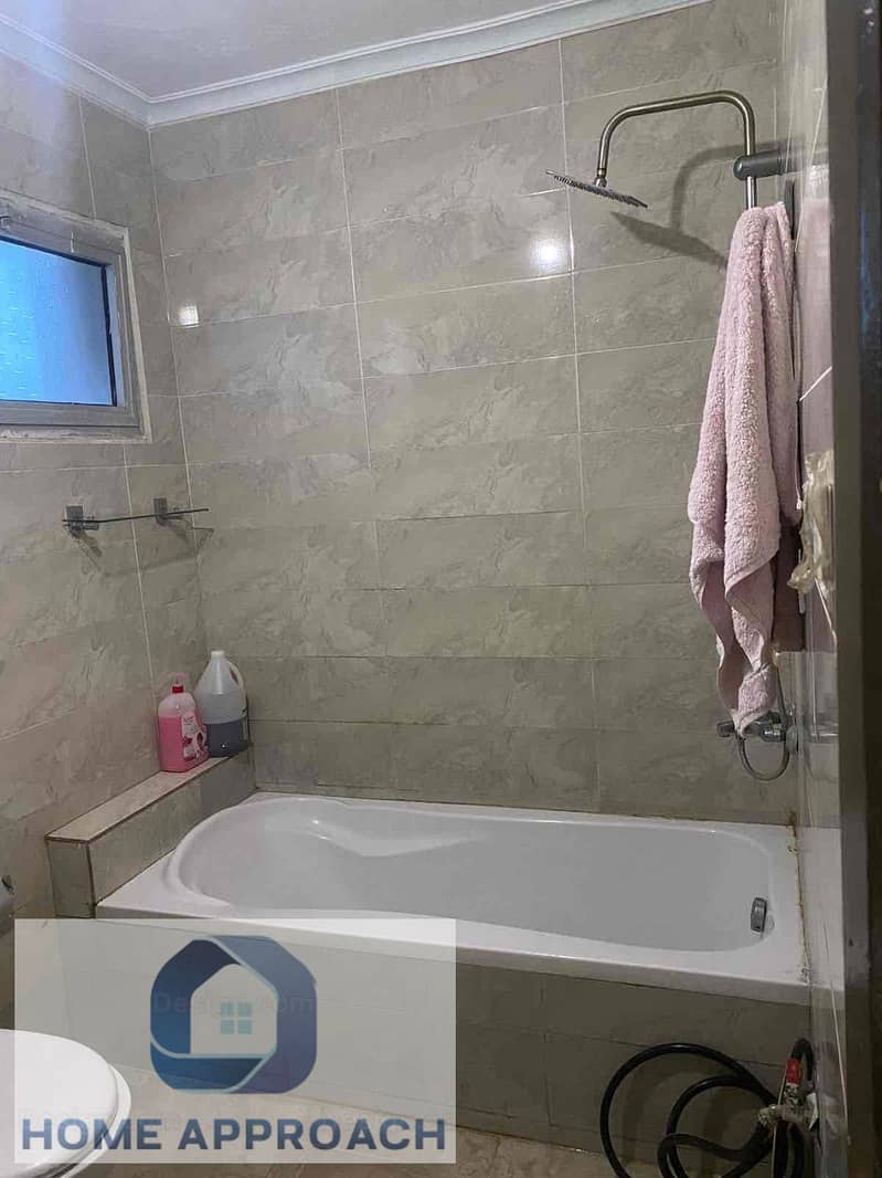 2 9fd3c596-3282-4cb2-aec6-15de8e20f9c3. jpg