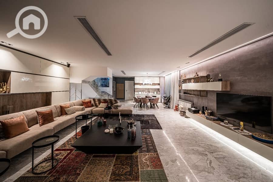 2 5cd83ac1-3cdd-4703-ba08-a2623945e469. jpg