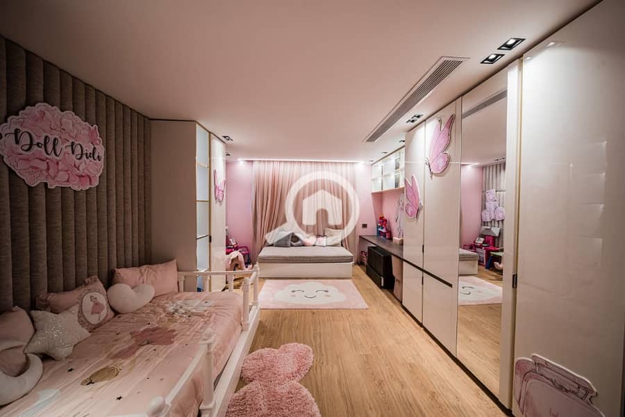 12 40a1648c-33cd-4c0c-b389-c6849678f92e. jpg