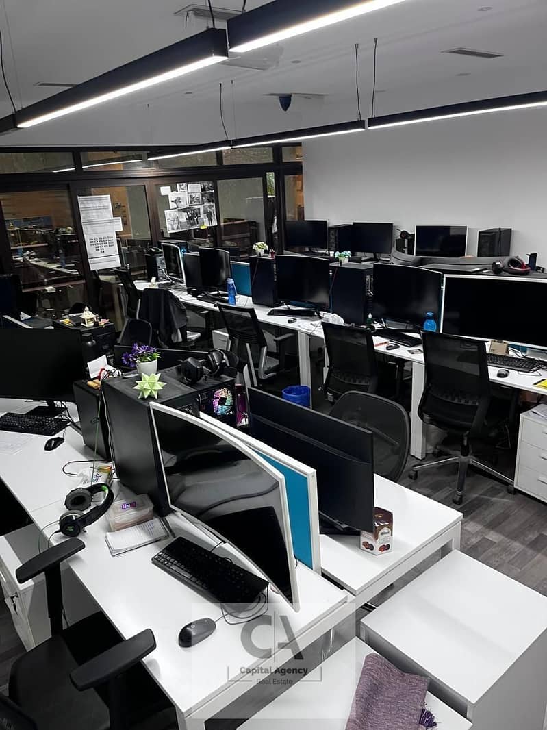 5 photo_6046587661373344843_y. jpg