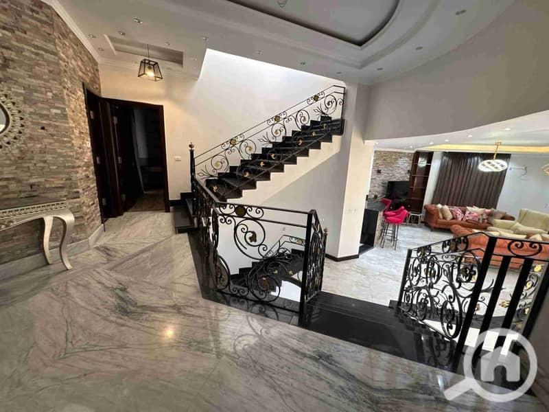 17 FB_IMG_1762005820620. jpg