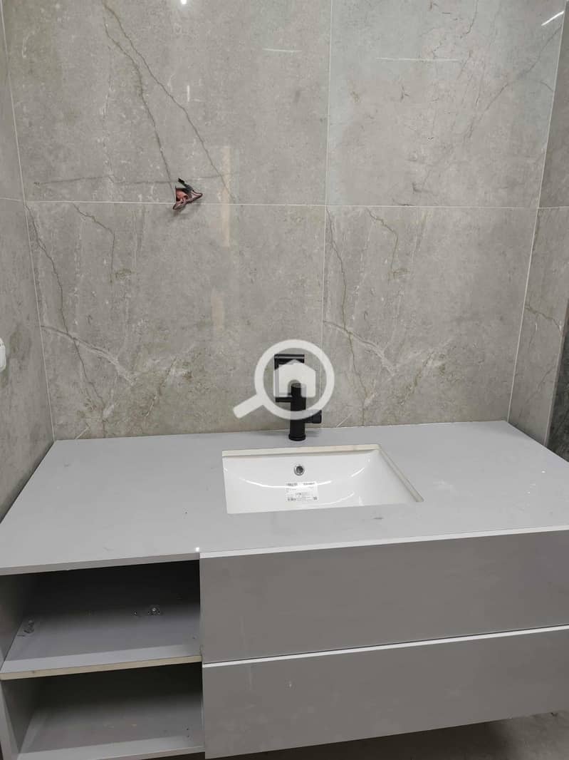 8 WhatsApp Image 2025-11-03 at 1.27. 10 PM (4). jpeg