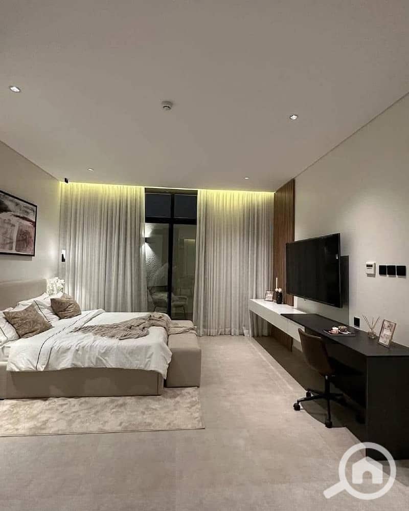 5 6bea949c-e81b-403d-a8b7-4d368981554a. jpg