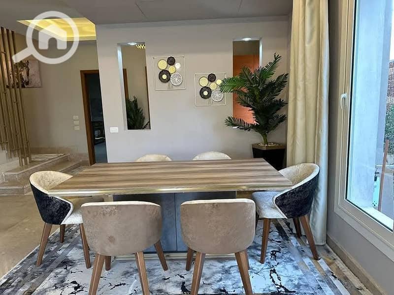 8 d3d13214-fc9c-4ecc-8225-f4465478704f. jpg