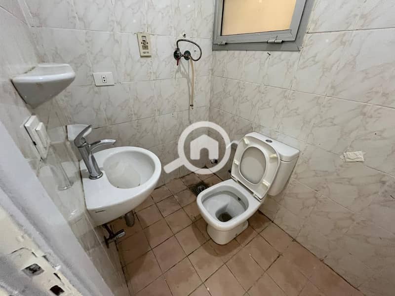 8 c76f37e3-9945-41e6-acaa-c0e3e224ba1f. jpg