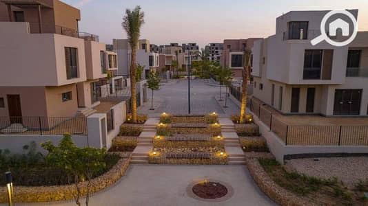 تاون هاوس 4 غرف نوم للبيع في هليوبوليس الجديدة، القاهرة - 1. jpg