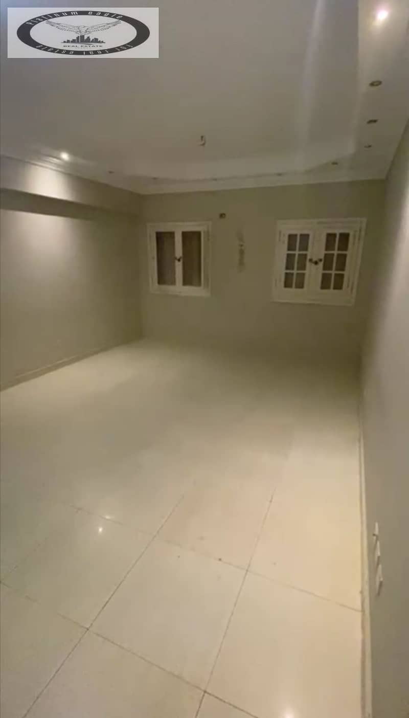 7 10019896-ed36-4a21-869a-7f7eff9b2574. jpg