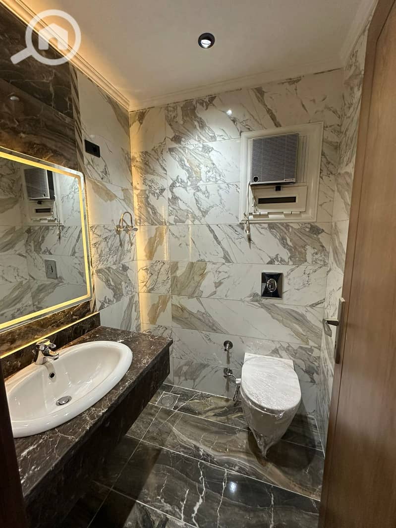 4 WhatsApp Image 2025-10-30 at 14.34. 28_6e07263c. jpg