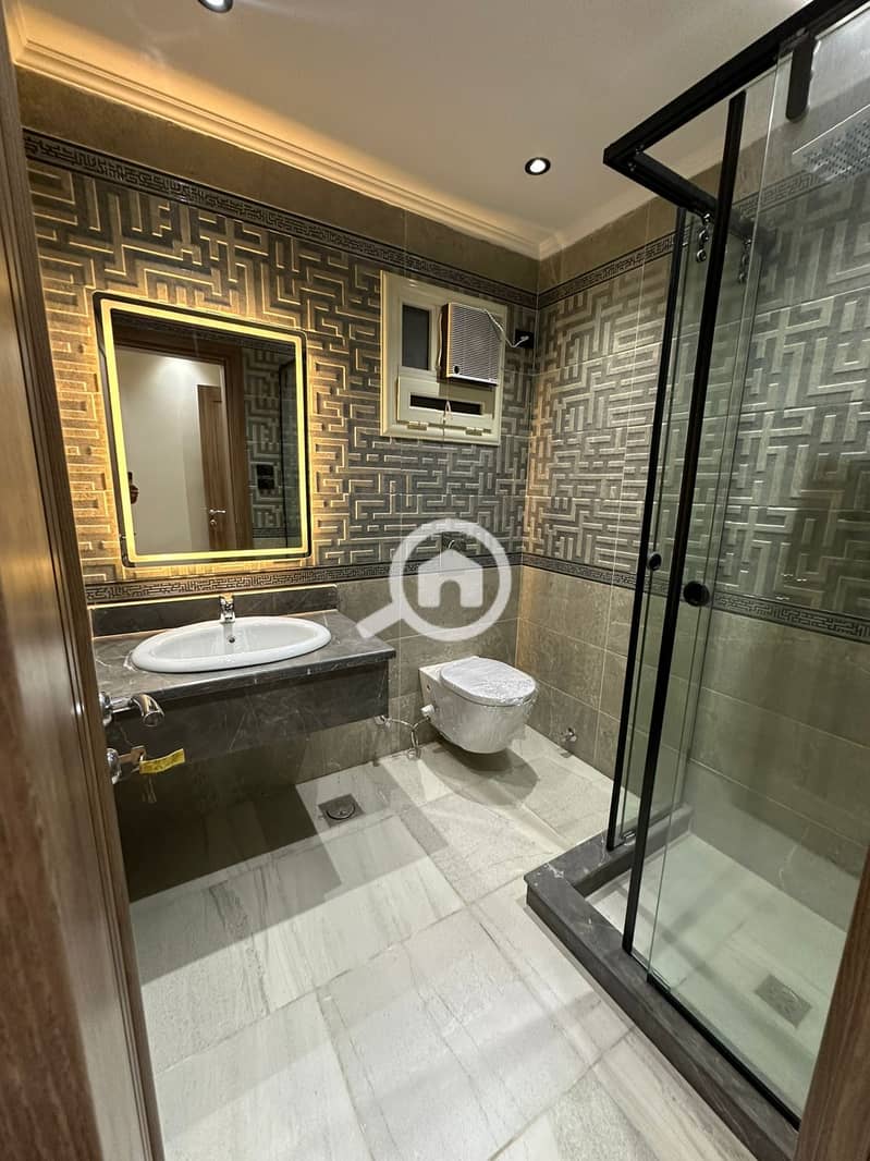 7 WhatsApp Image 2025-10-30 at 14.34. 32_9a3715f7. jpg