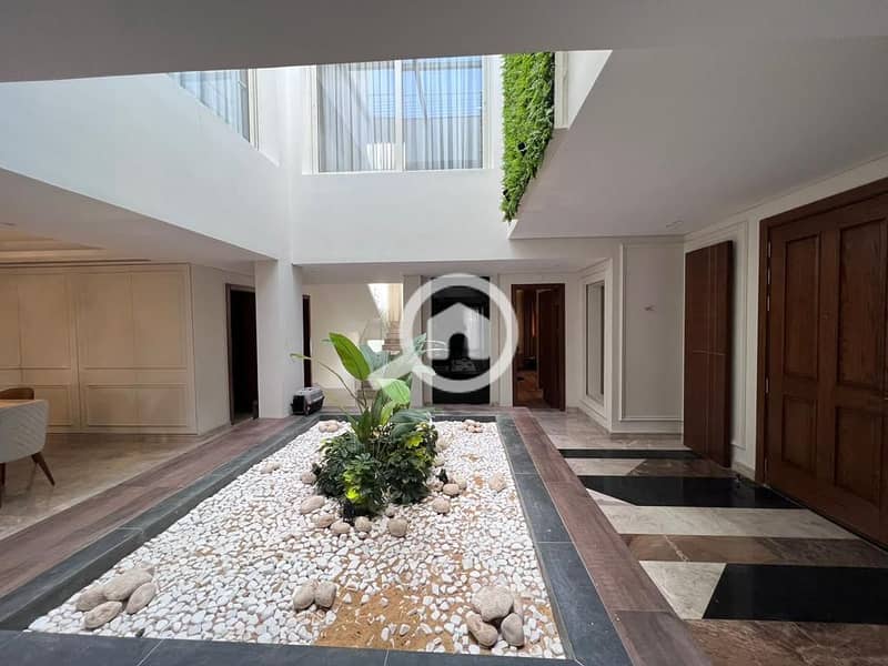 10 d68d7e92-dd50-4c03-89b0-62c9d0b7ed26. jpg