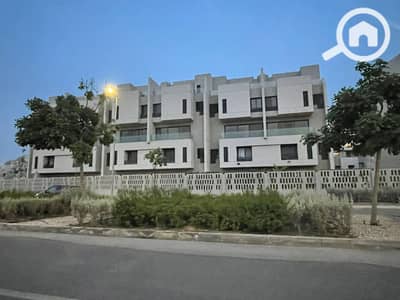 دوبلكس 3 غرف نوم للايجار في مدينة الشروق، القاهرة - IMG-20251103-WA0021. jpg