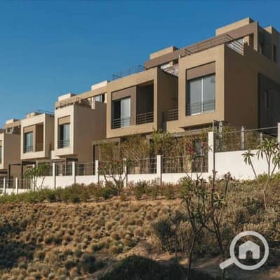 توين هاوس 4 غرف نوم للبيع في القاهرة الجديدة، القاهرة - 1. jpg