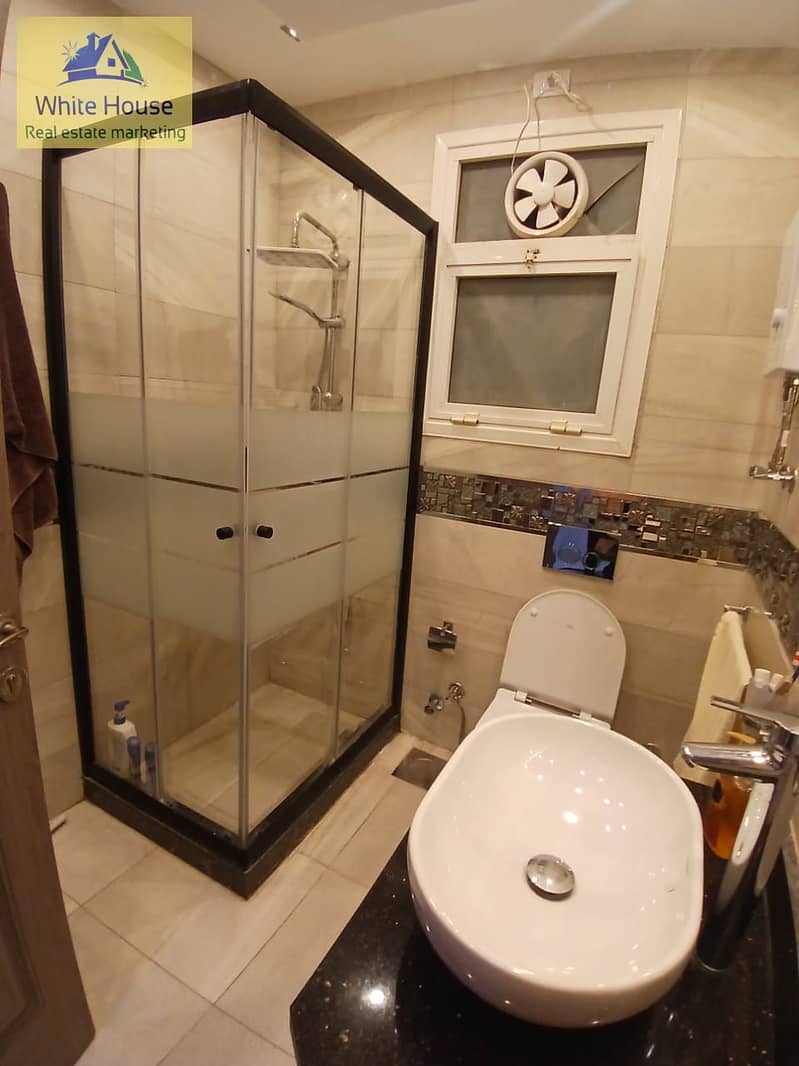 10 cbc377d9-4878-4dec-a9b1-c08b80c68260. jpg