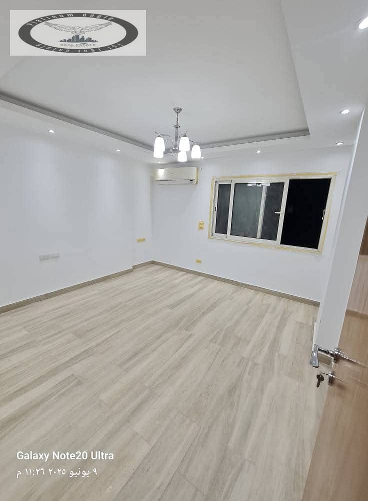 5 0091bcd0-bf9a-4466-a7a5-f771e196f813. jpg