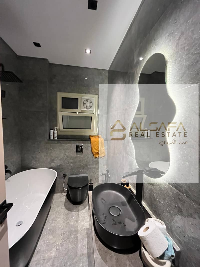 6 WhatsApp Image 2025-11-03 at 1.59. 40 PM. jpeg