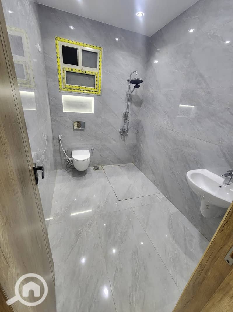 7 WhatsApp Image 2025-10-12 at 7.43. 17 PM. jpeg