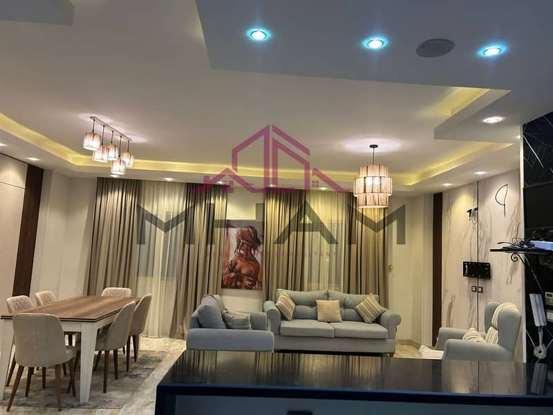 photo_5773635085188926244_y. jpg photo_5773635085188926244_y. jpg