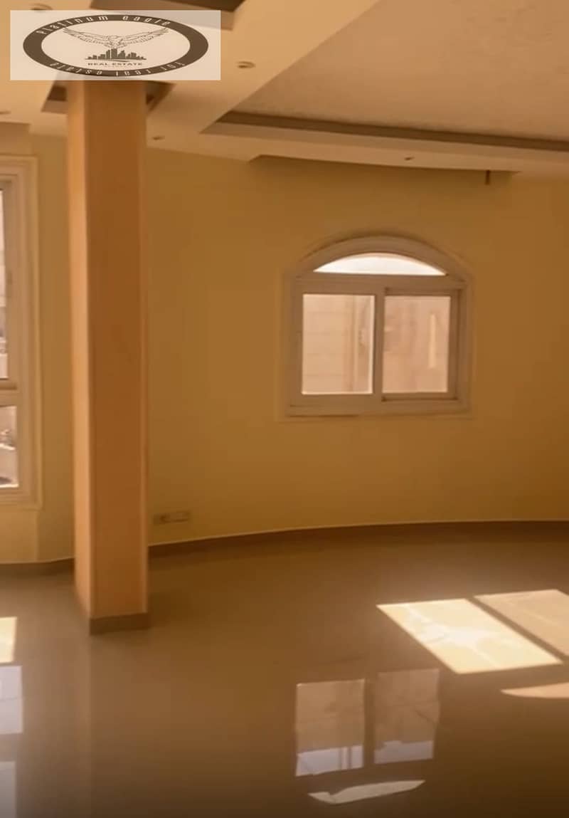 4 c62456d9-0909-411a-9e02-dac4194cfc72. jpg