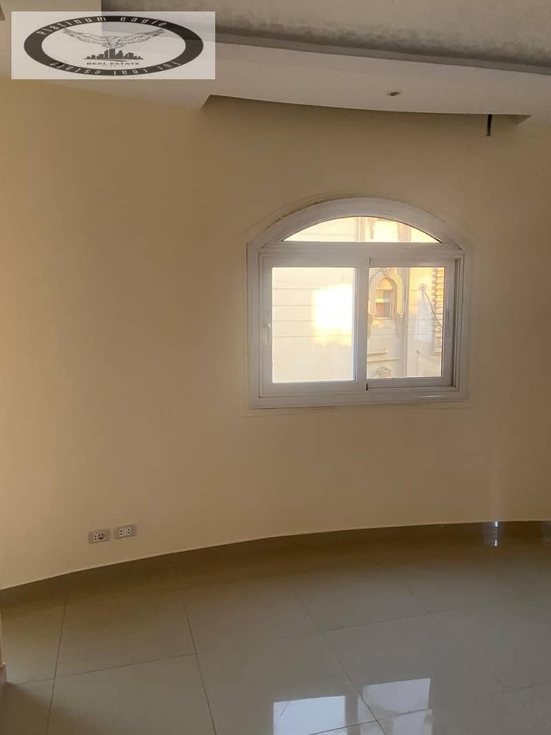 5 08085bdd-2e34-4d62-b00e-a32c38f76718. jpg