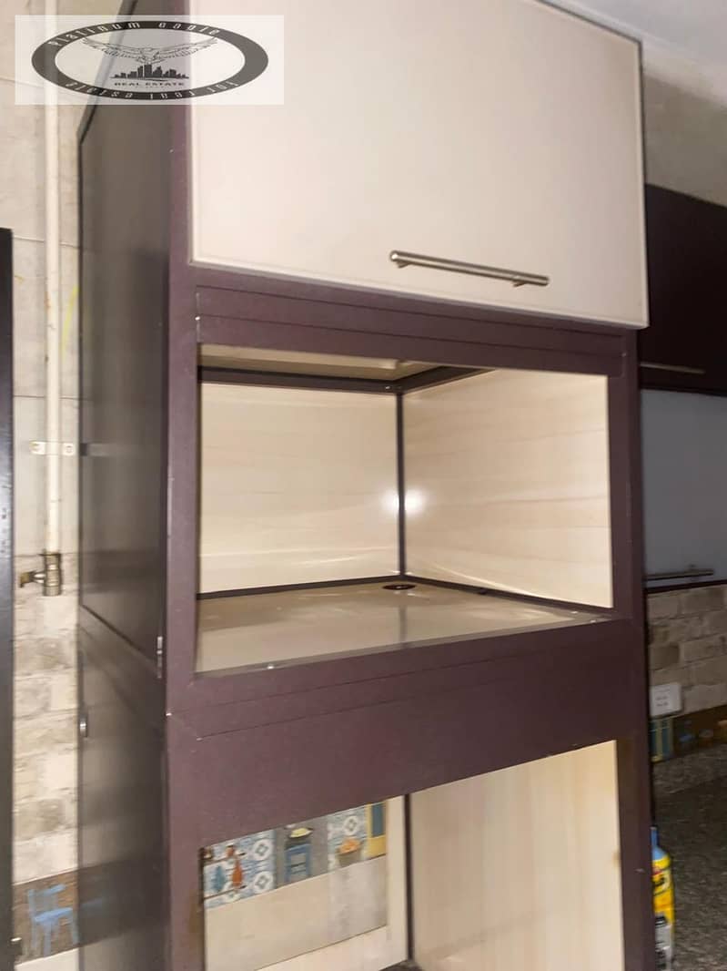 12 fdfef304-1788-49a3-8da3-3ec8641967ba. jpg