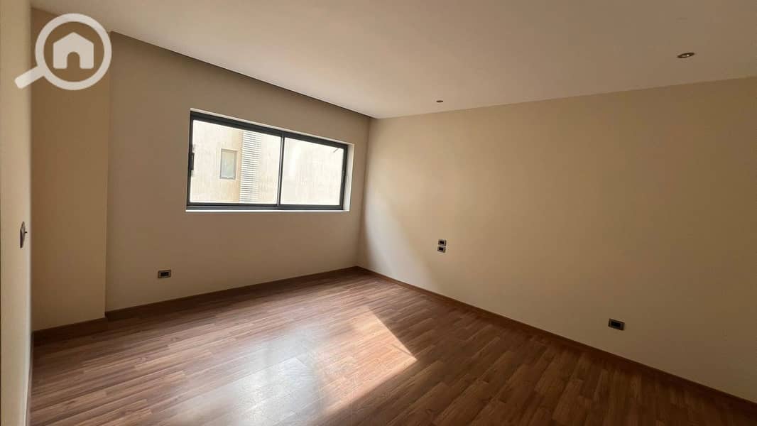 11 WhatsApp Image 2025-11-02 at 7.32. 30 PM. jpeg