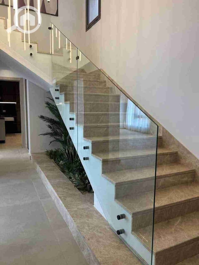 3 FB_IMG_1762169789149. jpg