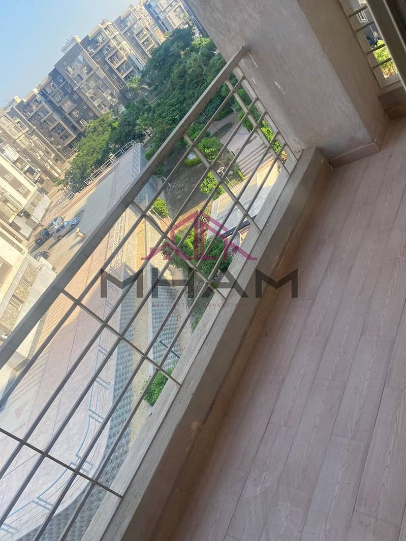 9 photo_5774020524144003931_y. jpg