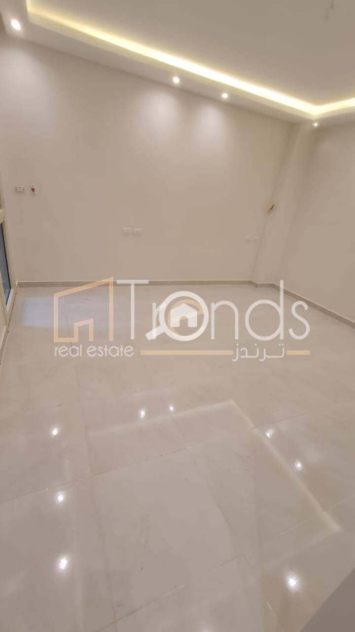 4 WhatsApp Image 2025-11-02 at 1.15. 57 PM. jpg