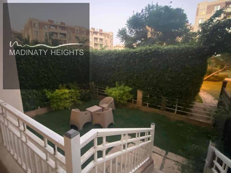 8 9a6f5930-168f-45c7-a8ba-c9a52c922dda. jpg