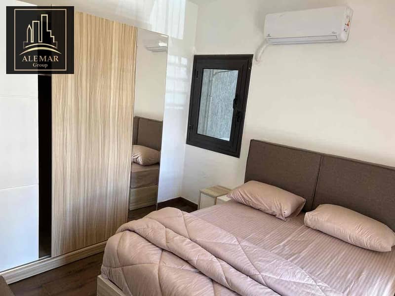 10 bccc8810-6197-4407-be1e-6f65ba350926. jpg