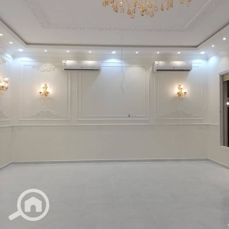 7 download (10). jpg