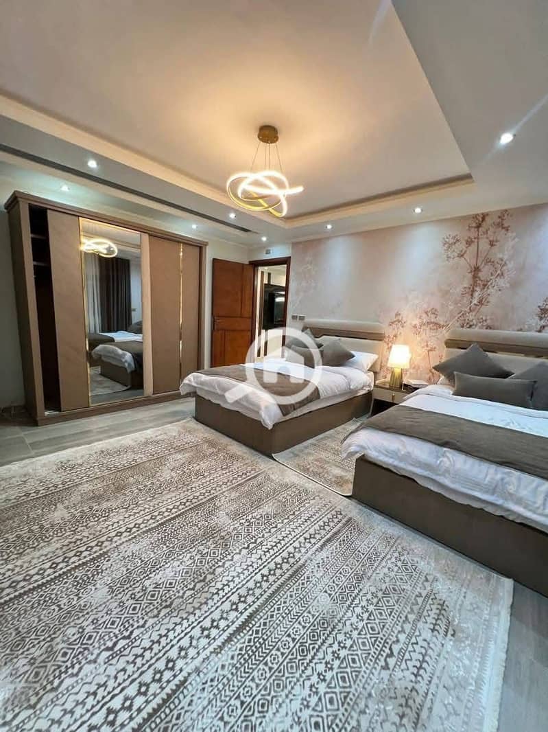 9 571244957_1948106582417661_7237423016731068468_n. jpg