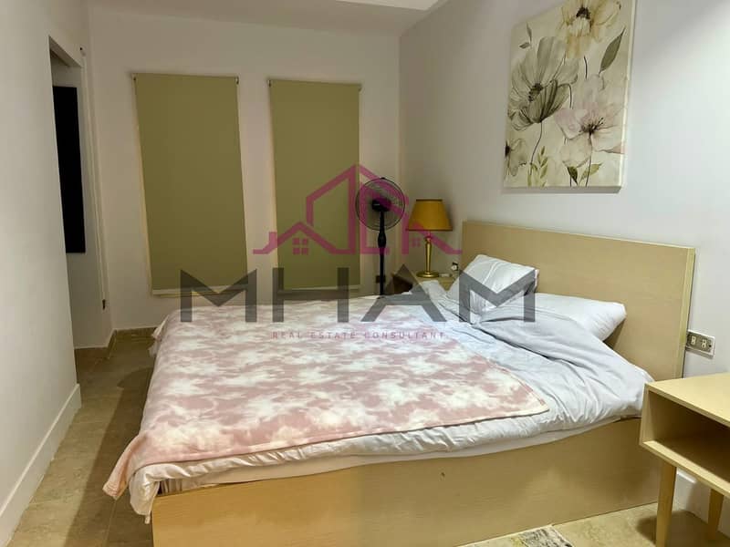 6 photo_5776278693394189083_y. jpg