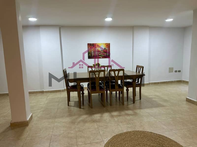 11 photo_5776278693394189089_y. jpg