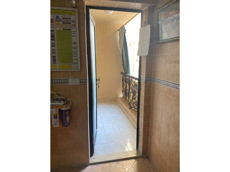 28 fb1163e4-1a98-42f5-9efc-f4a6251bc4db. jpg