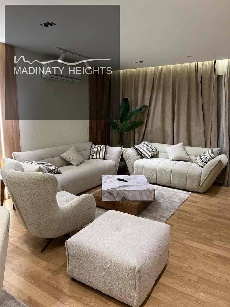 9 f6d08c90-f9fc-4925-8cfd-bbfbc95c940a. jpg