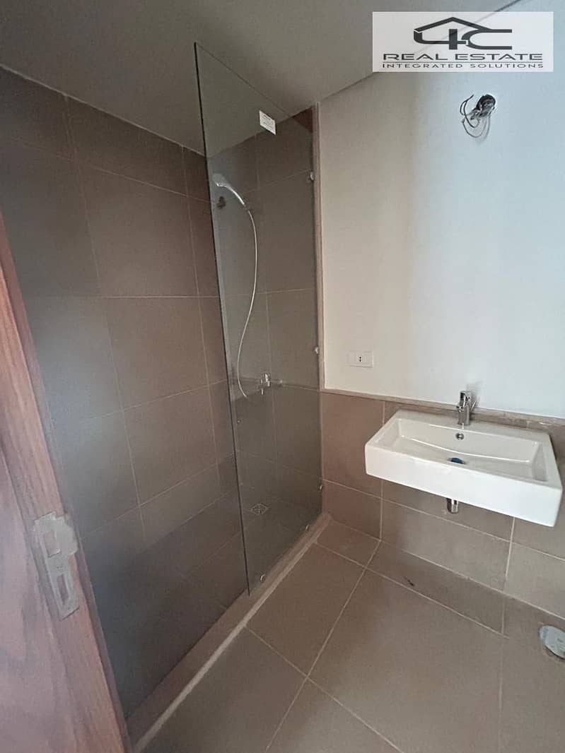 8 WhatsApp Image 2025-05-25 at 5.31. 07 PM. jpeg