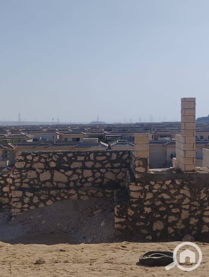 10 ed2346a8-88d2-441b-92df-e0165fb489f2. jpeg