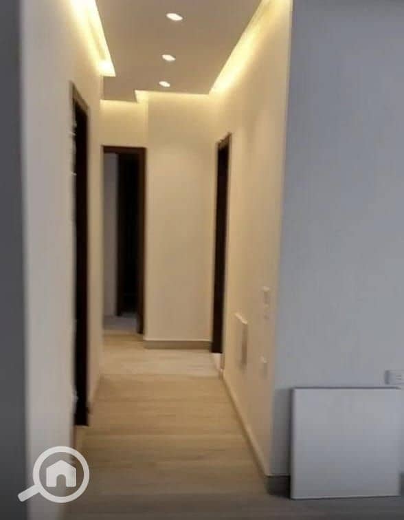 2 WhatsApp Image 2025-11-03 at 13.40. 54_65ba8d3c. jpg