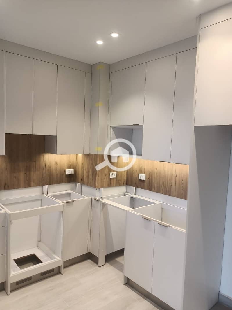 5 WhatsApp Image 2025-11-03 at 14.01. 01_889febd3. jpg