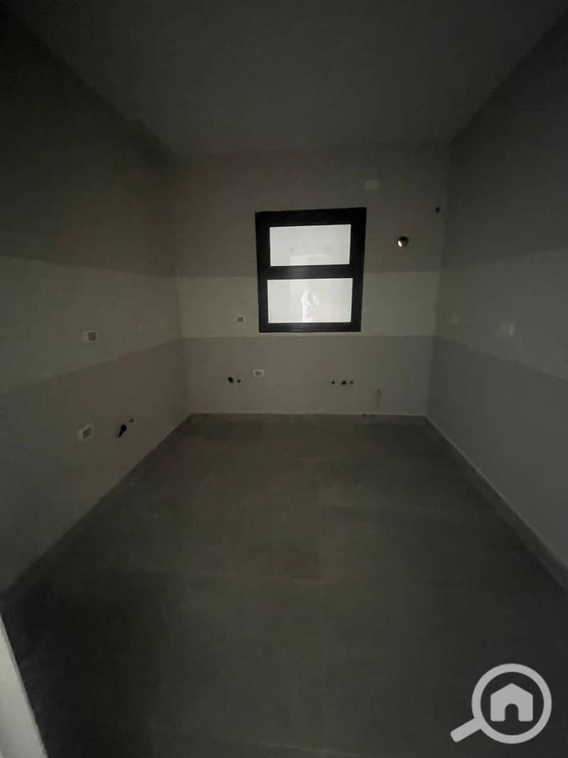 4 WhatsApp Image 2025-08-19 at 12.41. 10 PM. jpeg