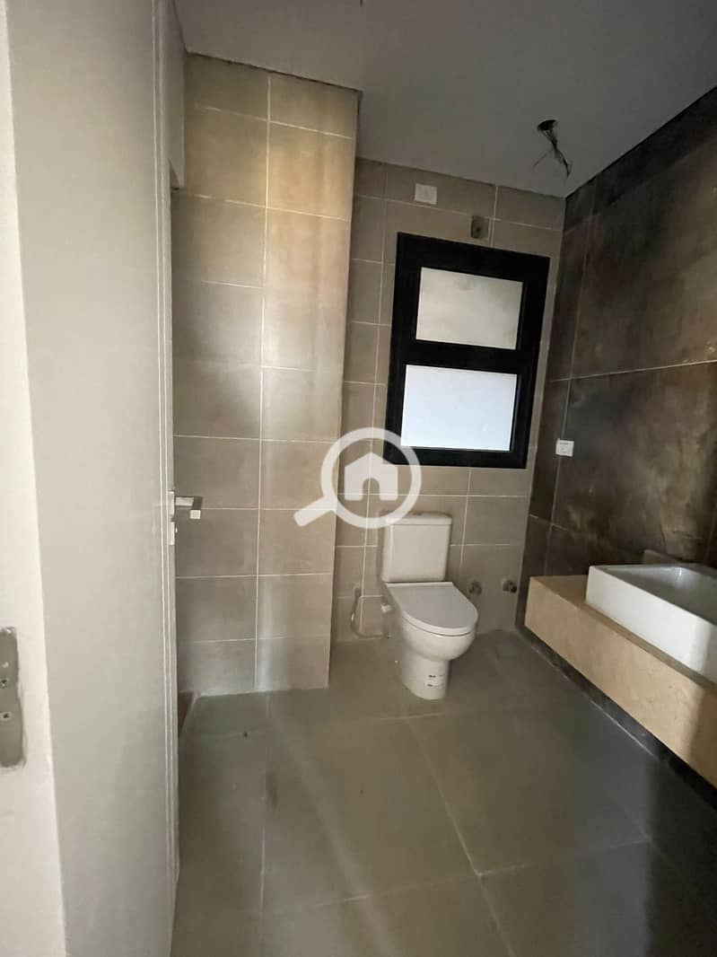 5 WhatsApp Image 2025-08-19 at 12.41. 09 PM (1). jpeg