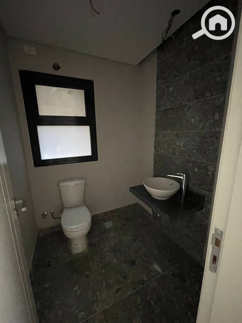 6 WhatsApp Image 2025-08-19 at 12.41. 09 PM. jpeg