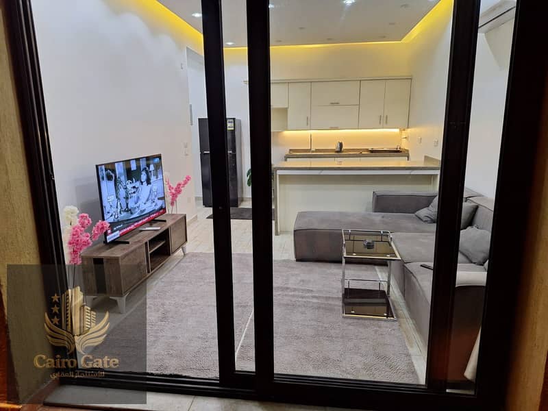 2 5aa42f9c-afaa-44a9-a8ed-45a87ba7b944. jpg